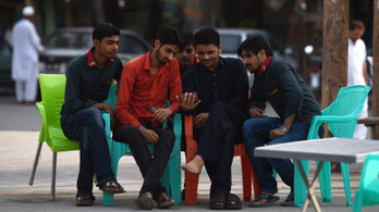 Párkapcsolati reform Indiában: börtönt kap, aki sms-ben akar válni