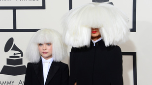 Sia egyáltalán nem használja ki a klipjeiben szereplő kislányt