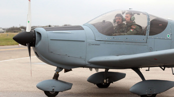 Húsz év után újra képeznek katonai pilótákat Magyarországon