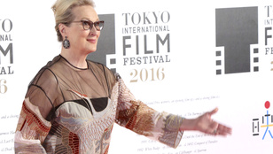 Meryl Streep-ellenes poszterekkel plakátolták ki Los Angeles-t
