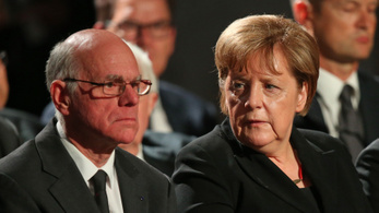 Merkel távozását lebegtette meg egy párttársa