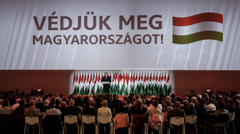 Hvg.hu: A Fidesz pszichés kötődés kialakítása miatt kér adományt
