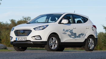 Menetpróba: Hyundai ix35 Fuel Cell - 2013.