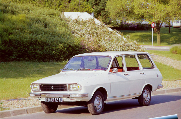Kombi kivitelű, faceliftelt, eredeti Renault 12