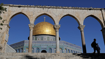 Turistainvázióval foglalnák vissza Jeruzsálemet