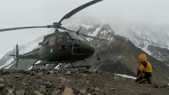 Halottnak nyilvánítottak egy lengyel hegymászót a Himalájában