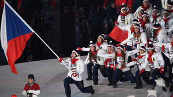 Miért estek térdre a csehek az olimpiai megnyitón?