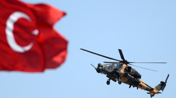 A kurdok lelőttek egy török helikoptert