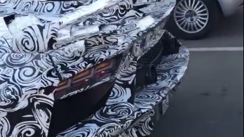 Kémvideón egy új Lamborghini