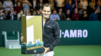 Roger Federer újra tenisztörténelmet írt