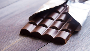 Minél keserűbb a csoki, annál egészségesebb?