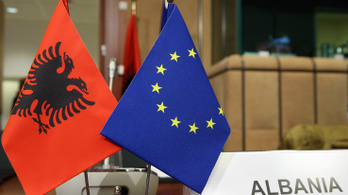 Már nyáron megkezdődhetnek Macedónia és Albánia uniós csatlakozási tárgyalásai
