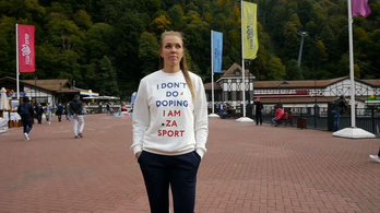 Elismerte az én nem doppingolok pólóban pózoló orosz, hogy doppingolt