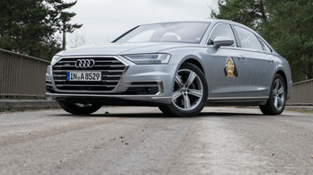 Év Autója, döntős autók: Audi A8