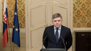 Robert Fico sorosozással oldaná meg a szlovák politikai válságot