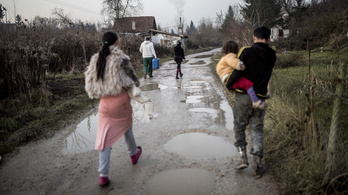 Szegénység miatt veszik el a roma gyerekeket a családjuktól
