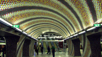 Kiürítették a négyes metró Gellért téri állomását