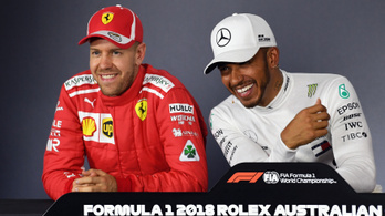 Hamilton Vettelnek: Vártam, hogy letöröljem a vigyort a képedről