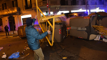 Utcai összecsapások törtek ki Barcelonában a volt katalán elnök letartóztatása miatt