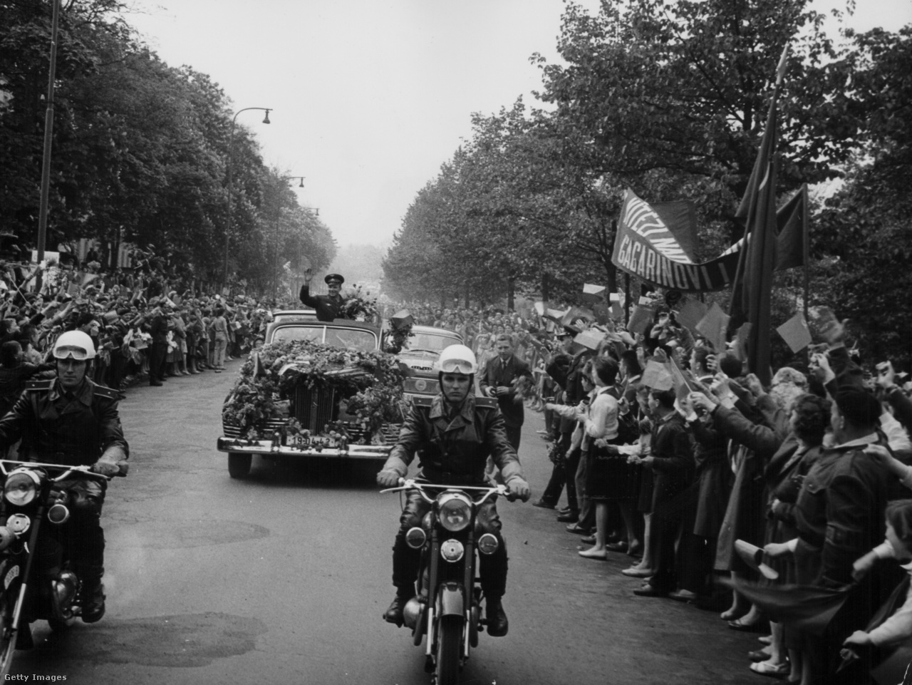 Gagarin ünnepélyes fogadása Prágában, 1961. május 1-jén.