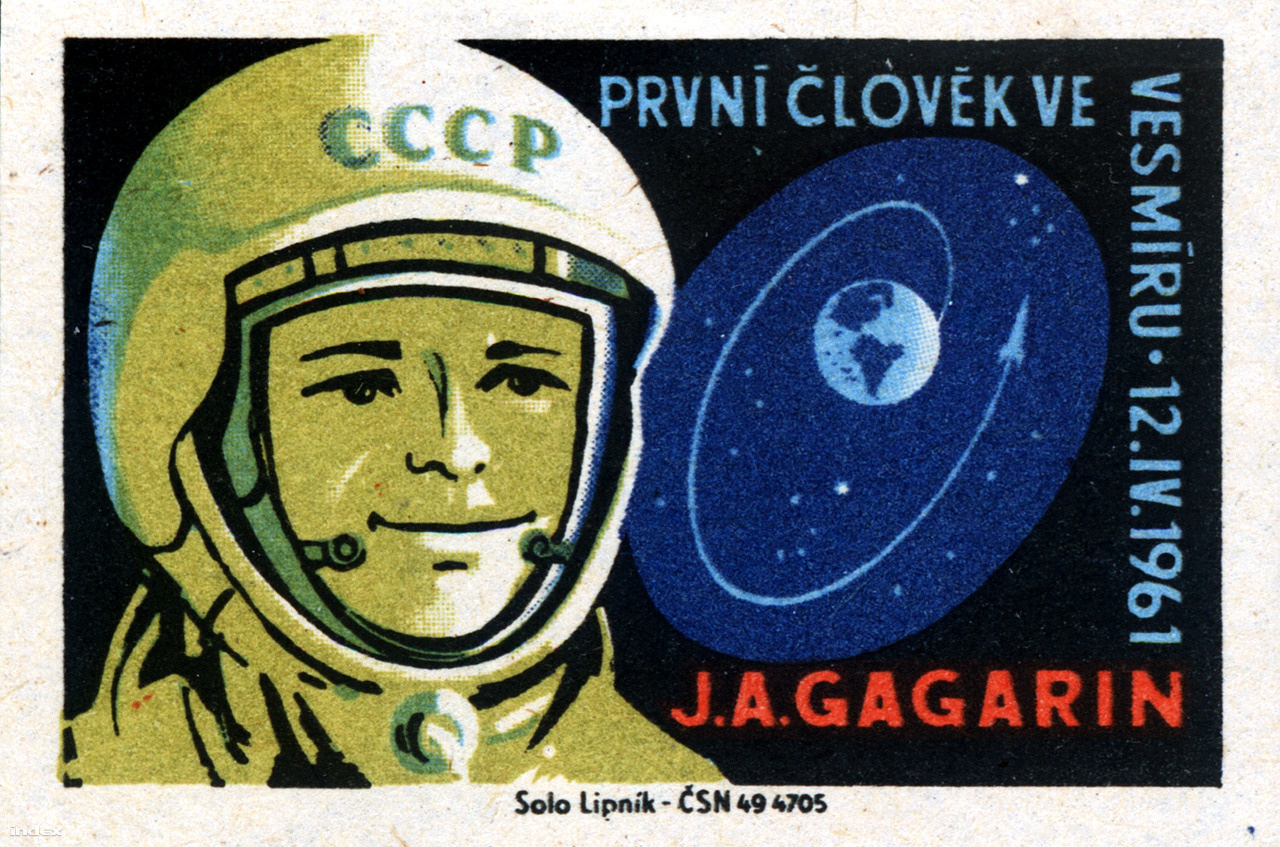 "J.A. Gagarin. První člověk ve vesmíru. 12.IV.1961." – csehszlovák gyufacímke.