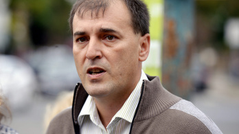 Az LMP kizárja a zuglói jelöltjét, akinek a Fidesz gyűjtött ajánlásokat