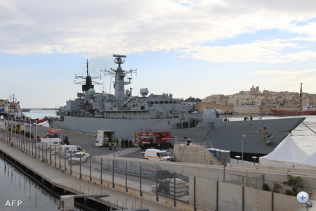 A HMS Cumberland Máltán
