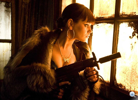 Mila Kunis
                        Főszereplésével minden bizonnyal a humor is fontos része lenne Lara Croft karakterének, nem csupán a mérhetetlen vonzereje. A fekete hattyúban sötét volt és erotikus, de szerepelt az Eli könyvében és a Lekoppintvában is. Jó választásnak tűnik.
                        