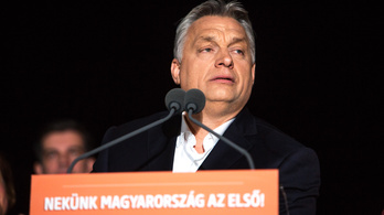 Political Capital: Az Orbán-rendszer közelebb van a Kelethez, mint a Nyugathoz