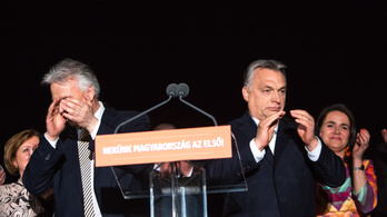 A Fidesznek 7 plusz mandátumot hoztak a maga alkotta szabályai