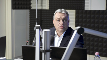 Orbán mást akar Lázár helyett, és megvédte a Soros-listát
