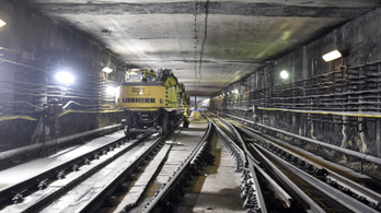 A 3-as metró akadálymentesítéséről és a Lánchíd felújításáról dönthetnek szerdán