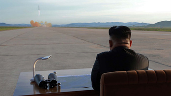 Kim Dzsongun lemond a nukláris bázisáról