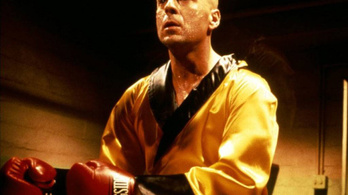 Régen bokszoló volt, most edző lesz Bruce Willis