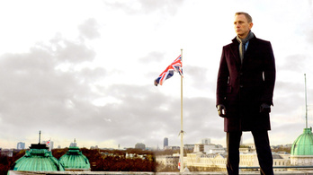 Nyilvánosak a sztárgázsik, Daniel Craig vezet az új Bond-filmmel