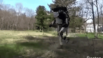 A világ legfélelmetesebb robotja már futni is tud