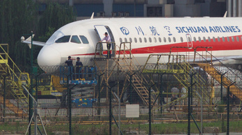 Tízezer méteres magasságban tört ripityára egy kínai Airbus szélvédője