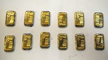 Két kiló arannyal a végbelükben buktak le csempészek Srí Lankán