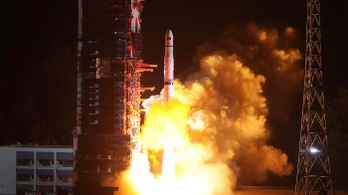 Kína egy lépéssel közelebb került a Hold sötét oldalához