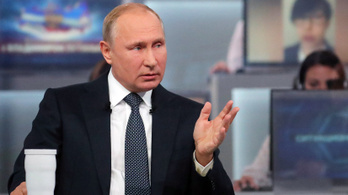 Putyin Ukrajnát fenyegeti, ha katonai provokáció történik a vb idején