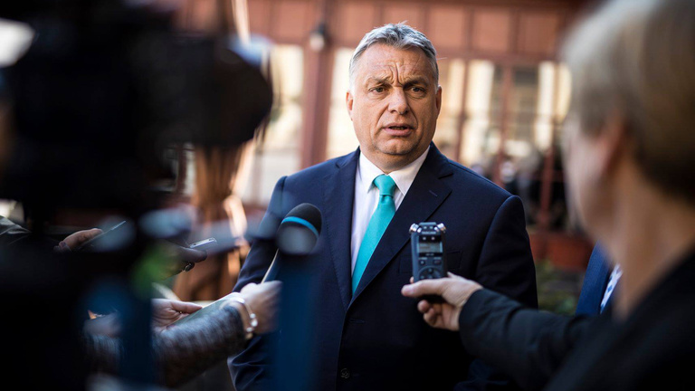 Orbán a radikális jobboldal vezére Európában
