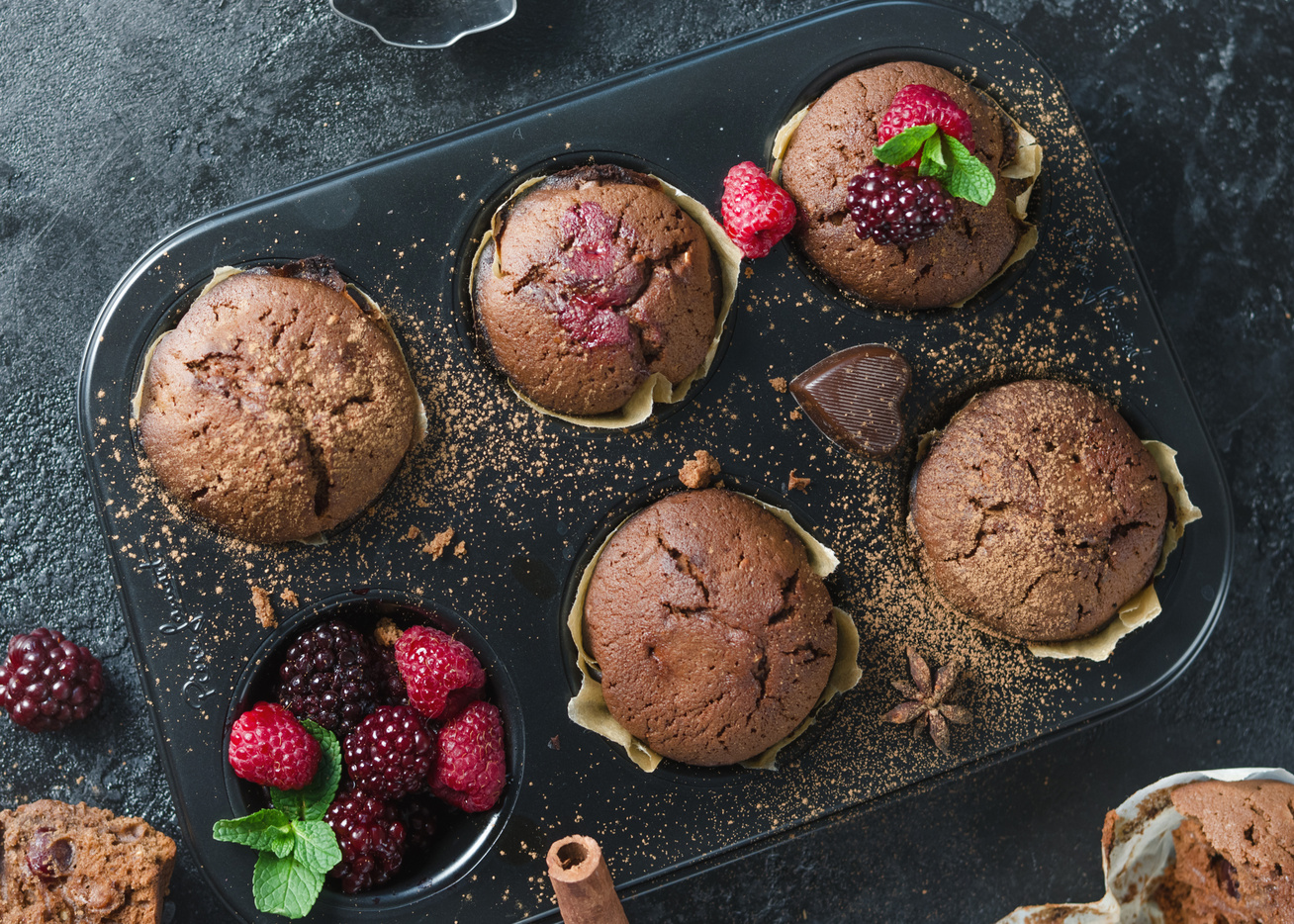 A legomlósabb csokis muffin friss bogyós gyümölcsökkel - Fél óra alatt elkészül