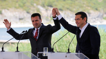 Görögország és Macedónia aláírta a megállapodást a névvita rendezéséről