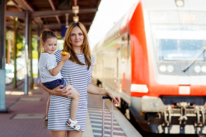 Milyen kedvezményeket ad a MÁV, ha gyerekkel utaztok? Jó tudni