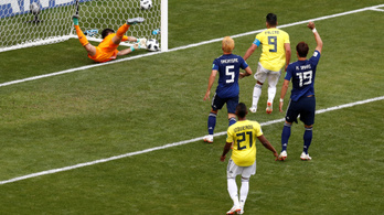 A gólvonal-technológia szerint gól volt, a japánok szerint nem