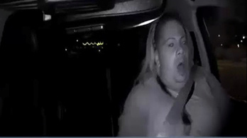 Tévézett az Uber gyalogost gázoló autójában ülő nő a baleset alatt
