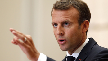 Macron pénzügyi szankciókkal sújtaná a migránsokat elutasító EU-tagokat