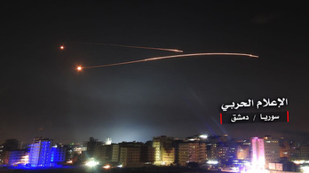 Izrael kilőtt egy gépet a damaszkuszi repülőtéren