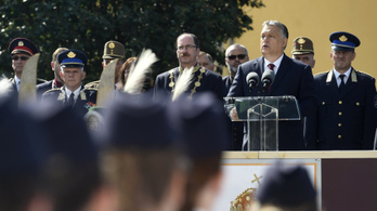 Orbán: A külső és belső veszélyektől is védeni kell az országot