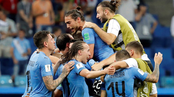 Uruguay 2-1-re verte Portugáliát a nyolcaddöntőben, vége Ronaldo vb-jének is